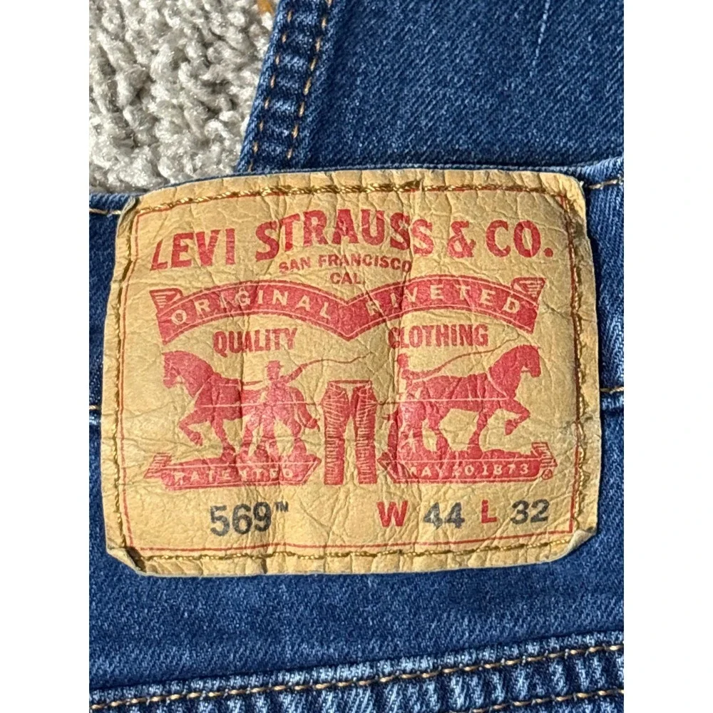 Levis 559 Relaxed Straight Jeans Mens 44x32 Medium Wash Blue Denim 00559-0461